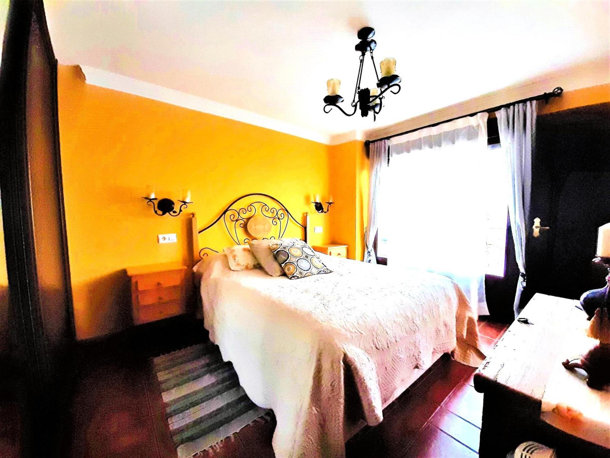 Вилла Casa El Pequeno Boletus Грасалема Экстерьер фото